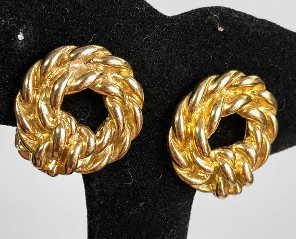 Vintage Wreath Clip-on Earrings ¾” Braided Gold-tone‎ Metal gc224